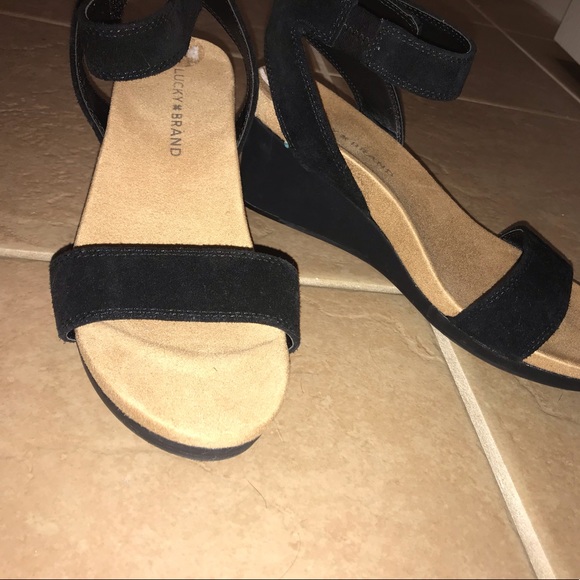 Lucky brand wedges - Picture 2 of 4
